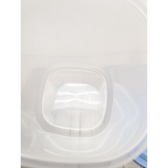 Rubbermaid 3 Qt Servin Saver #6 Sheer Square Canister Storage BLUE Lid - Picture 10 of 10